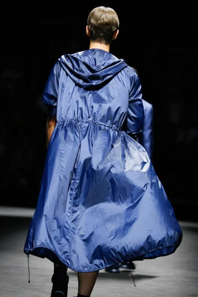 Look 46